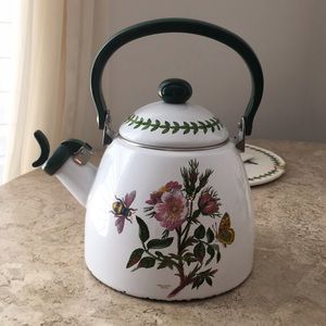 Portmerion botanic garden tea kettle